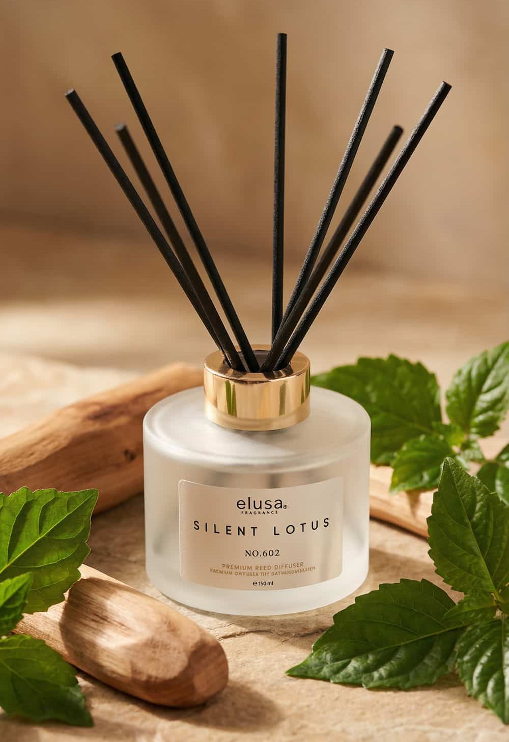 Raumduft Silent Lotus mit Patchouli und Zedernholz